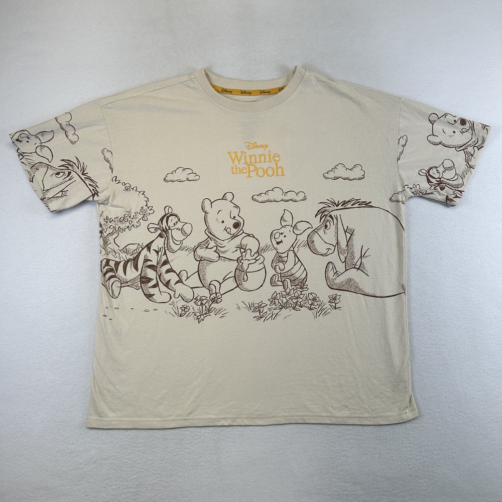 Disney Winnie The Pooh Shirt Womens 2XL Beige Character Allover Graphic T-Shirt